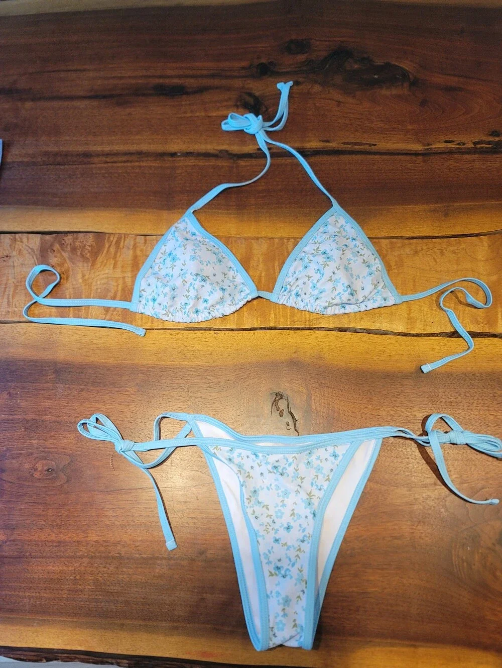 Baby Blue Daisy Print Tie Side Bikini Size Small NWOT